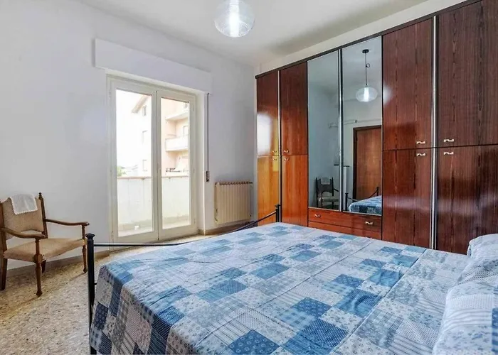 Luminoso Silvi Marina Lungomare Nord *