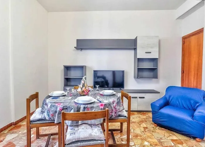 Luminoso Silvi Marina Lungomare Nord * Silvi Paese